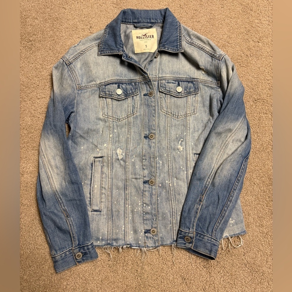 HOLLISTER Women's Distressed Tie Dye Destroyed Denim Jean Jacket Size Small
